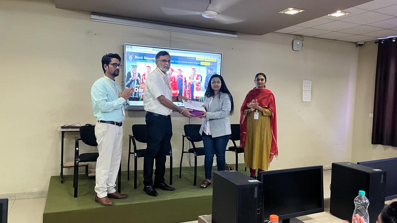 Resent IT trend for MBA & MCA for MBA & MCA Final Year Students under Placement Cell