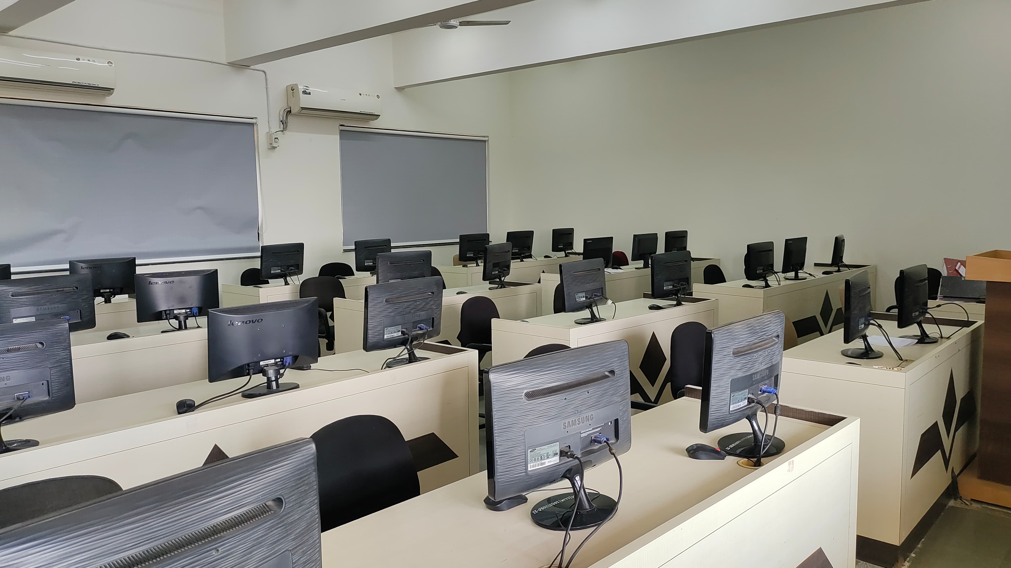audio_hall_1