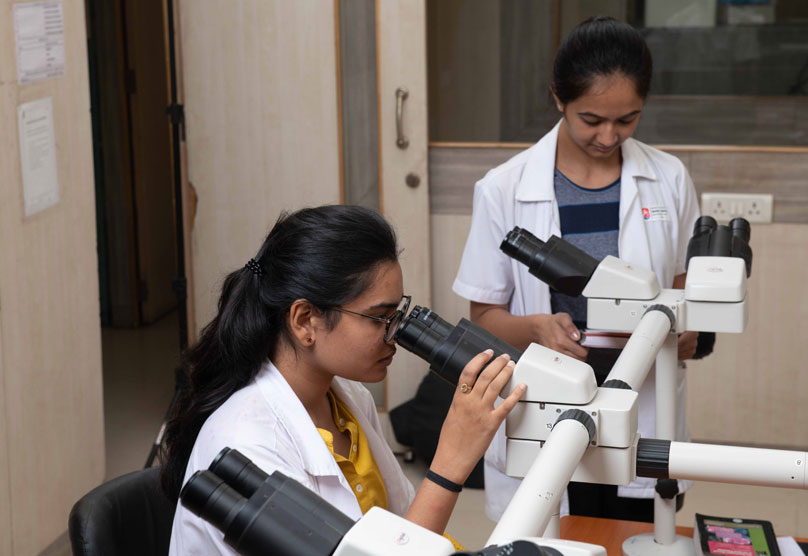 laboratories_box_img-2