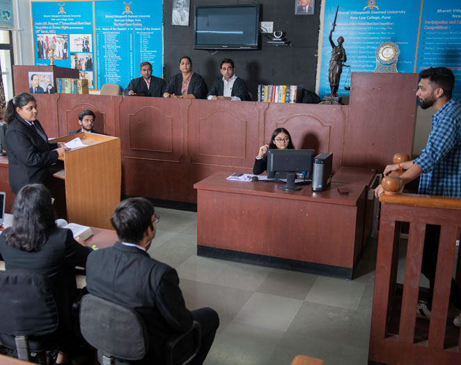 moot-court